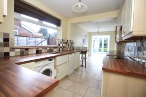 Kitchen- click for photo gallery